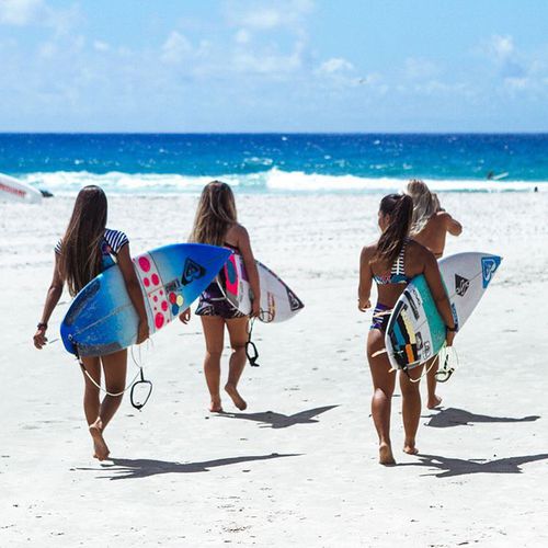 surfer-girls-2